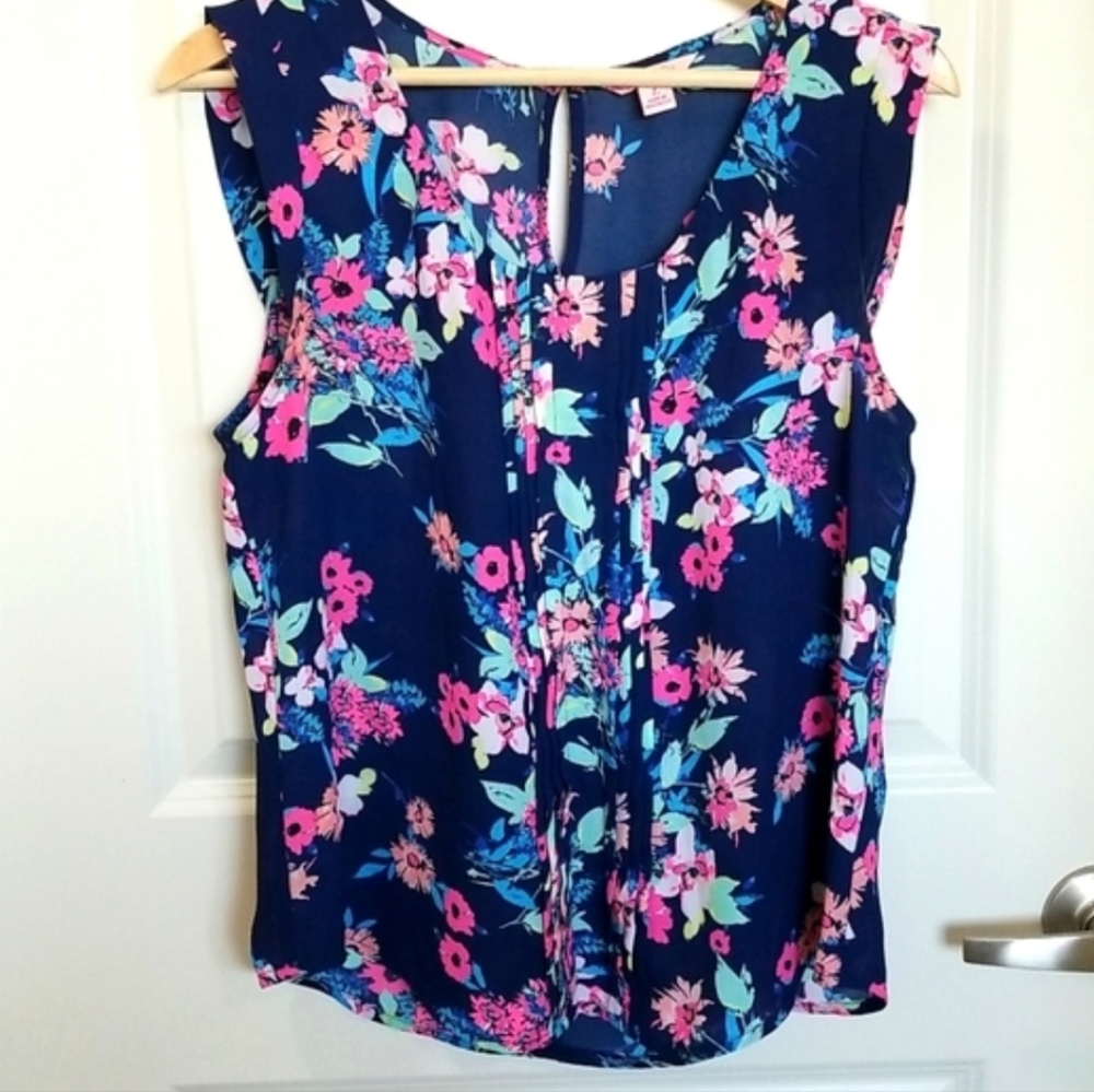 SALE!! Candie's Women's Top